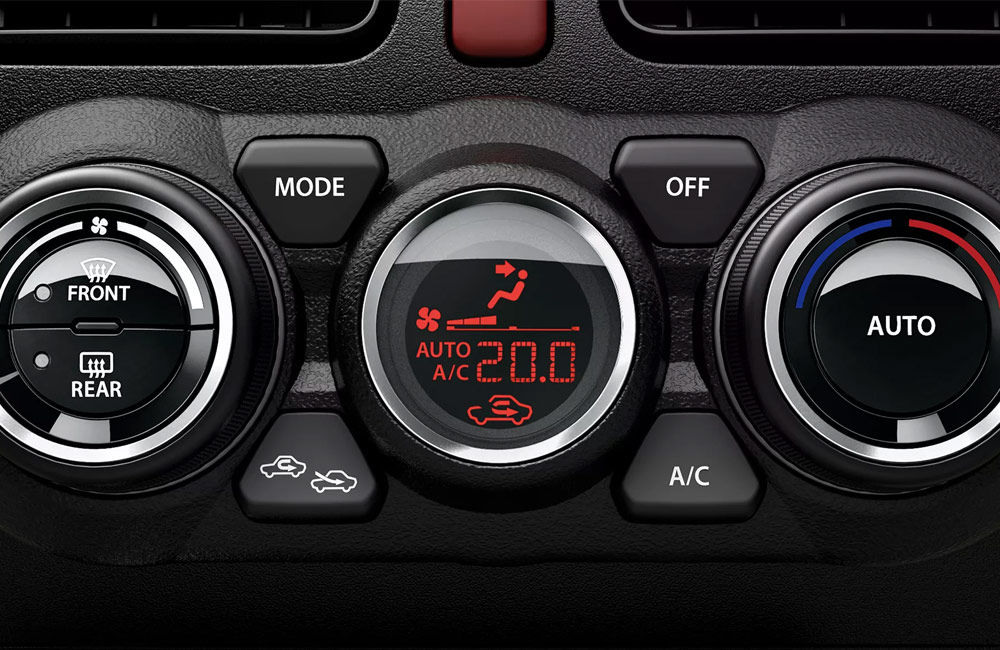 Air condition controls in an SUV