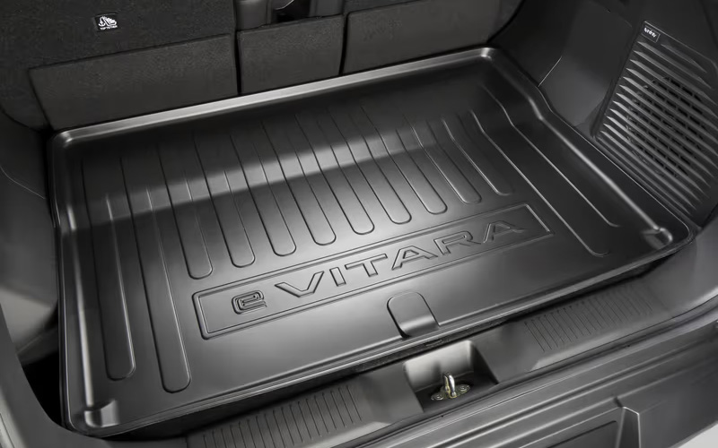 3D render of a Suzuki with the Cargo Tray accessory attached