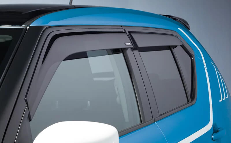 3D render of a Suzuki with the Weathershields accessory attached