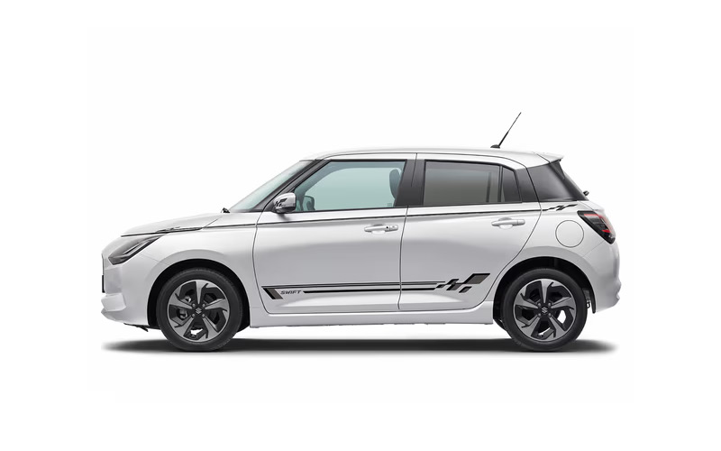 3D render of a Suzuki with the 12 Piece Body Decal Set accessory attached